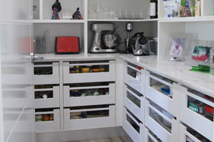 Walk in pantry